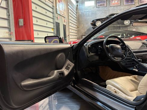 Used 1993 Toyota Supra Turbo RWD image 7