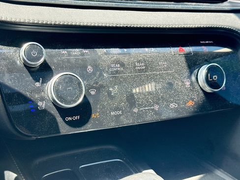 Used 2023 INFINITI QX60 Luxe w/ Performance Audio Package AWD/4WD image 15