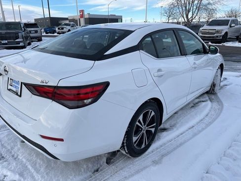 Used 2022 Nissan Sentra SV image 5