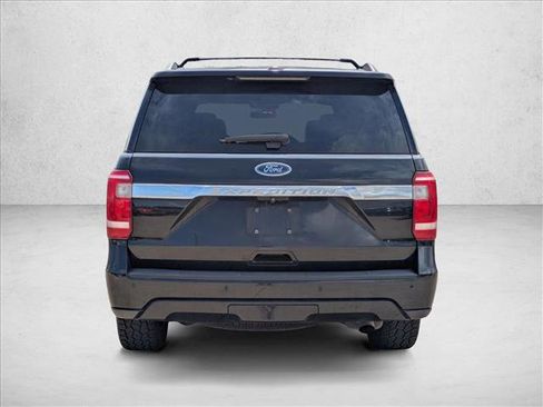 Used 2021 Ford Expedition XLT image 7