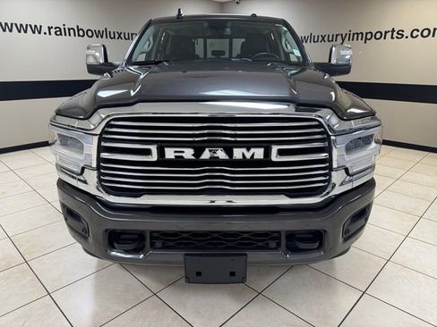 Used 2024 RAM 2500 Laramie AWD/4WD image 2