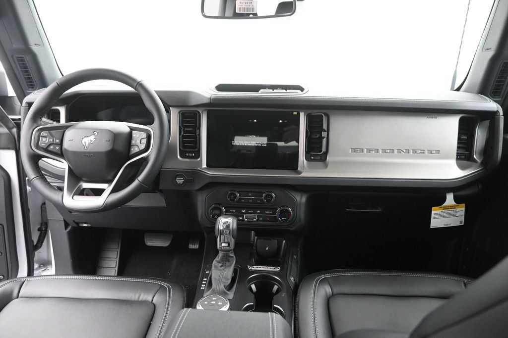 New 2026 Ford Bronco Outer Banks AWD/4WD image 25