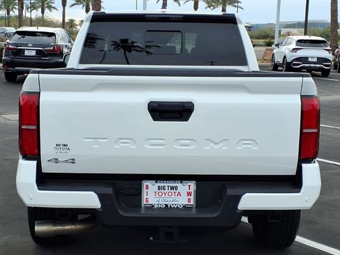 Certified 2025 Toyota Tacoma SR5 image 5