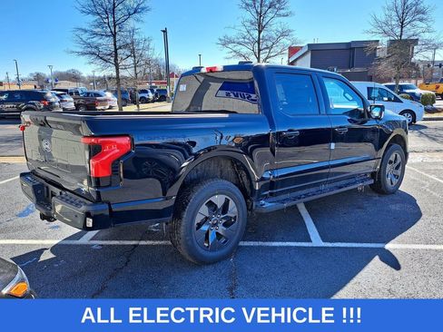 New 2025 Ford F150 Lightning Flash AWD/4WD image 6