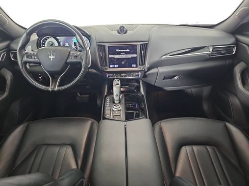 Used 2023 Maserati Levante Modena AWD/4WD image 11