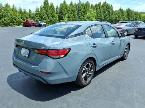 Used 2024 Nissan Sentra SV FWD image 3