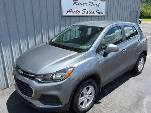 Used 2020 Chevrolet Trax LS w/ LPO, Protection Package AWD/4WD image 15