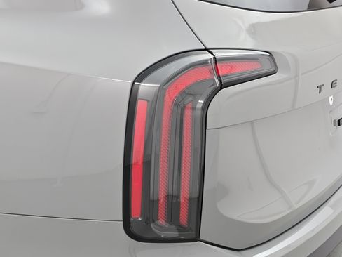 Used 2025 Kia Telluride SX Prestige X-Line image 36
