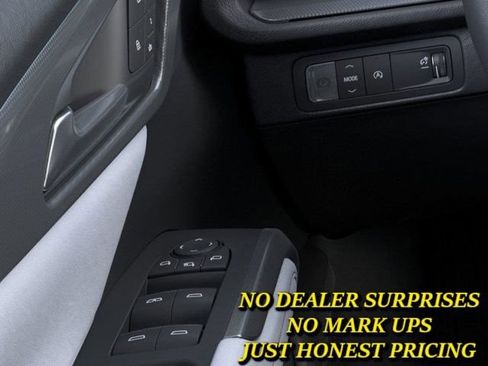 New 2026 Chevrolet Traverse High Country w/ LPO, Floor Liner Package image 8