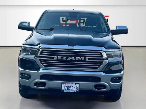 Used 2019 RAM 1500 Laramie AWD/4WD image 2