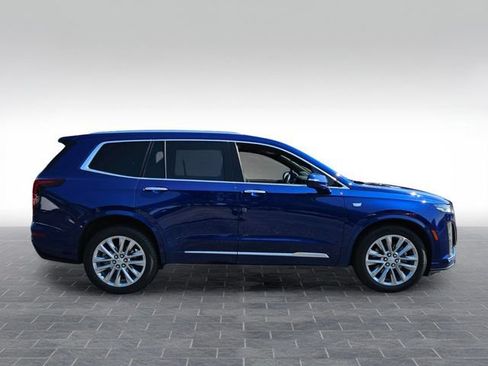 Used 2024 Cadillac XT6 Premium Luxury w/ LPO, Floor Liner Package AWD/4WD image 4
