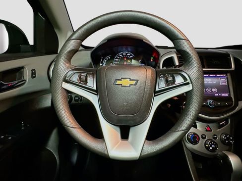 Used 2020 Chevrolet Sonic LT FWD image 10