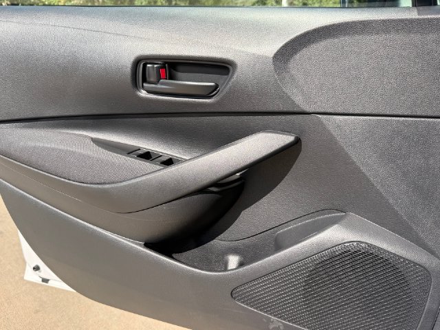 Used 2026 Toyota Corolla LE FWD image 21