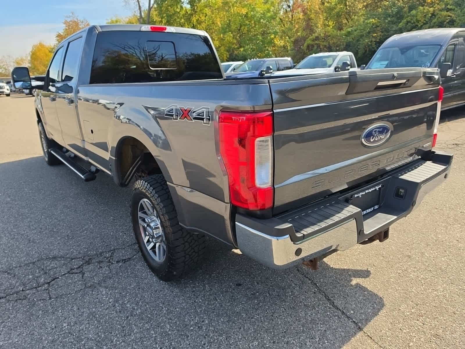 Used 2017 Ford F250 Lariat w/ Lariat Ultimate Package AWD/4WD image 13