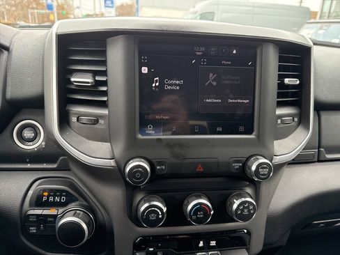 Used 2024 RAM 2500 Big Horn w/ Bed Utility Group image 11