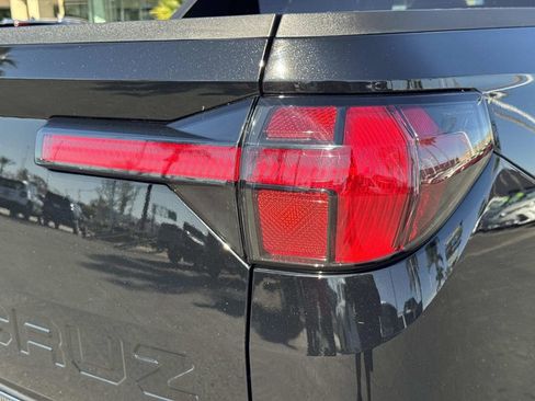 Certified 2025 Hyundai Santa Cruz SE image 29