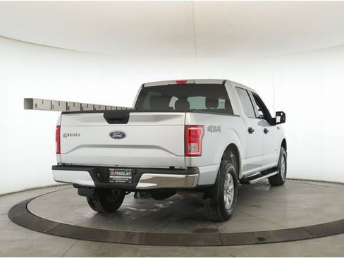 Used 2017 Ford F150 XLT w/ Trailer Tow Package image 7