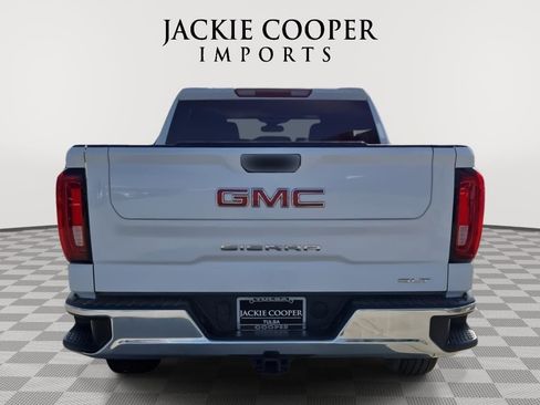 Used 2024 GMC Sierra 1500 SLT AWD/4WD image 4