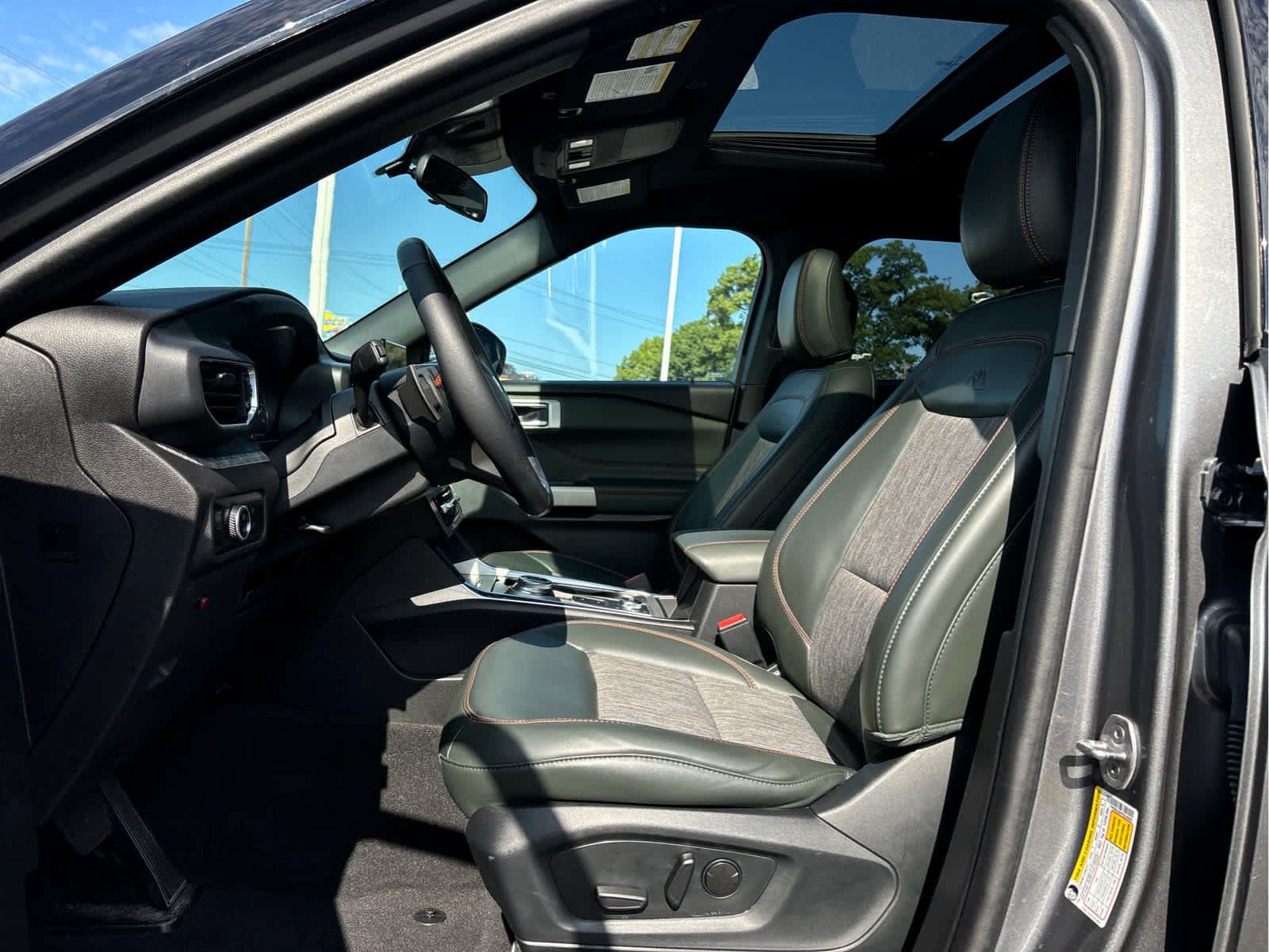 Used 2023 Ford Explorer Timberline AWD/4WD image 7