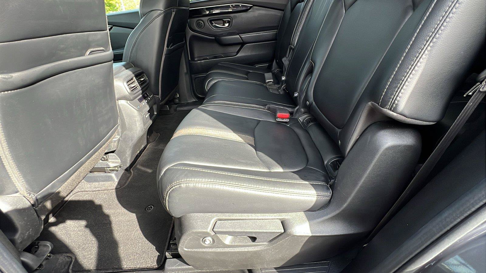 Used 2025 Honda Pilot EX-L image 19
