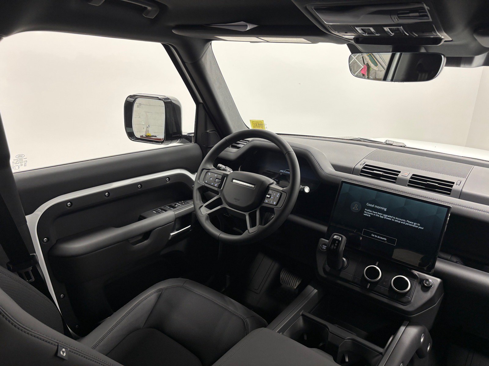Used 2026 Land Rover Defender 110 S AWD/4WD image 33