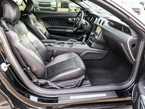 Used 2022 Ford Mustang GT Premium image 14