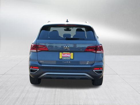 Used 2023 Volkswagen Taos SEL image 4