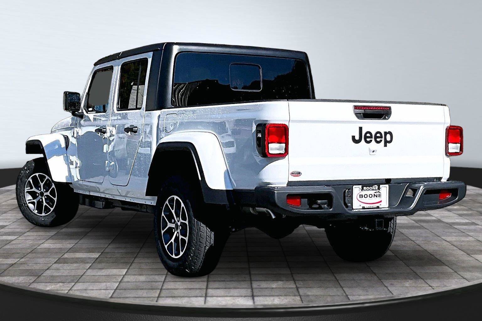 New 2027 Jeep Gladiator Sport AWD/4WD image 4
