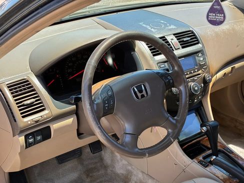 Used 2005 Honda Accord EX-L image 17