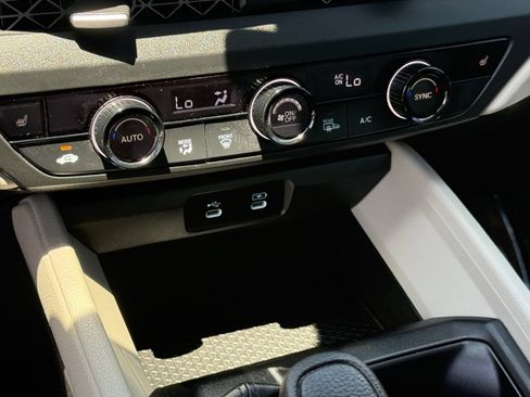 Used 2025 Honda Accord SE image 23