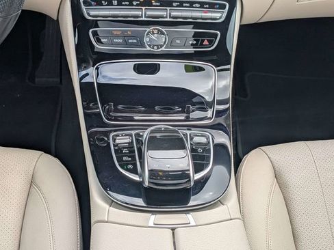 Used 2018 Mercedes-Benz E 300 image 16