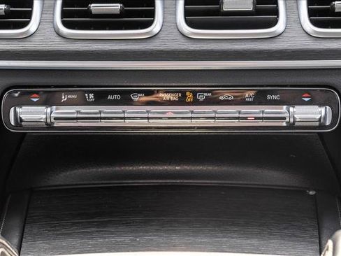 Certified 2022 Mercedes-Benz GLS 450 4MATIC image 22