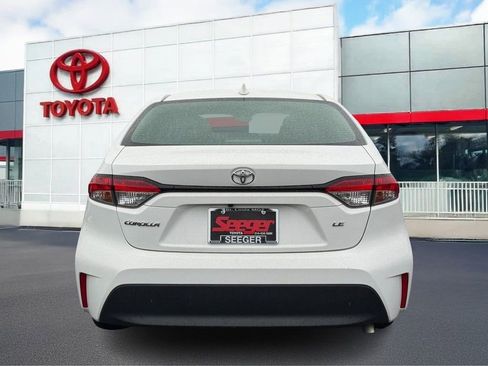 Used 2024 Toyota Corolla LE FWD image 6