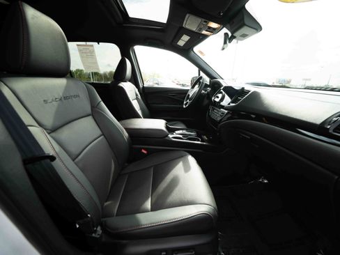 Certified 2024 Honda Passport Black Edition image 27