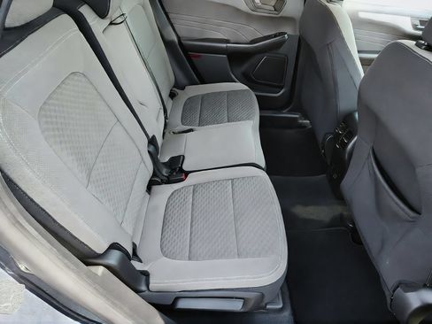 Used 2022 Ford Escape SE w/ SE Sport Appearance Package FWD image 27