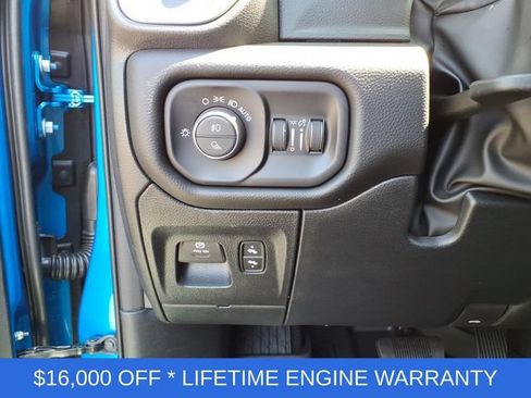 New 2026 RAM 1500 Big Horn AWD/4WD image 16