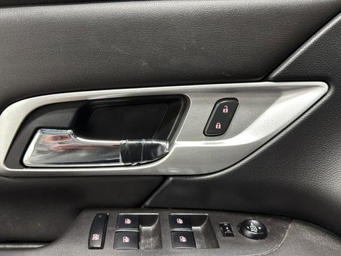 Used 2013 GMC Terrain SLT FWD image 16