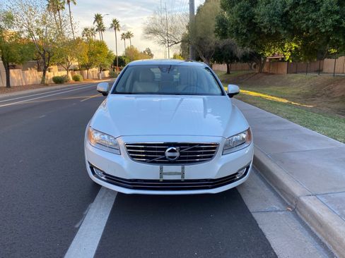 Used 2015 Volvo S80 T5 Platinum image 3