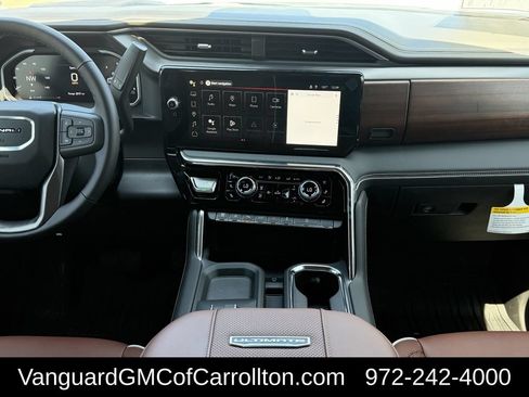 New 2026 GMC Sierra 2500 Denali Ultimate AWD/4WD image 13