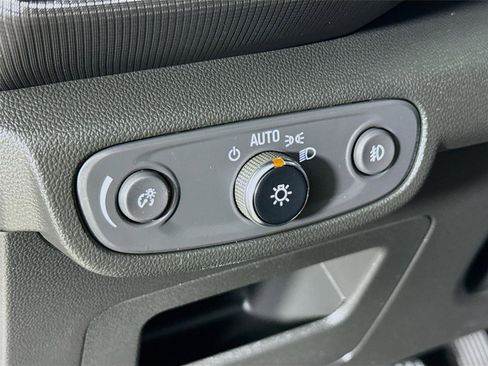 Used 2023 Chevrolet TrailBlazer LT w/ Convenience Package image 11