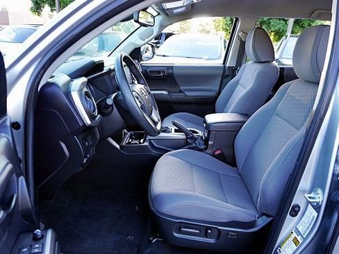 Used 2022 Toyota Tacoma SR5 image 16