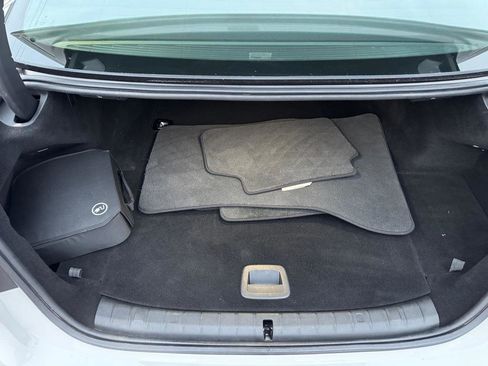 Used 2018 BMW 530e xDrive image 25