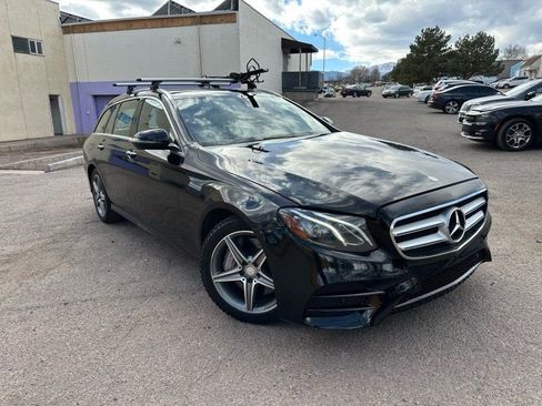 Used 2017 Mercedes-Benz E 400 4MATIC Wagon image 1