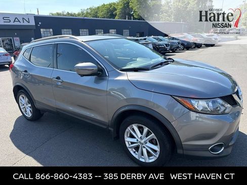 Used 2017 Nissan Rogue Sport SV w/ SV Premium Package AWD/4WD image 10