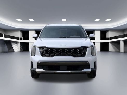 Used 2025 Kia Sorento S FWD image 2