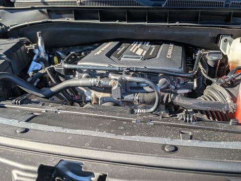 Used 2023 Cadillac Escalade ESV V w/ Heavy-Duty Trailer Package image 39