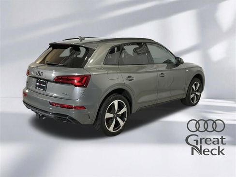 Used 2023 Audi Q5 2.0T Premium Plus w/ Premium Plus Package AWD/4WD image 10