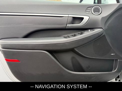 Used 2024 Hyundai Sonata Limited image 5