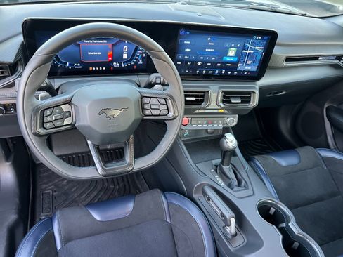 Used 2025 Ford Mustang Dark Horse image 13