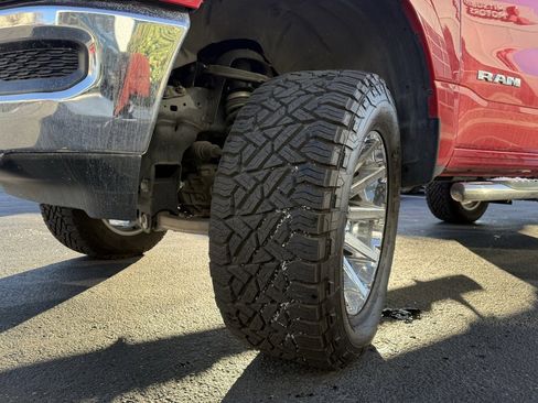 Used 2024 RAM 1500 Laramie image 32